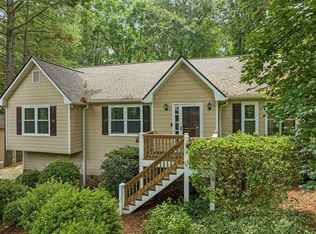 410 Hunt River Way, Suwanee, GA 30024