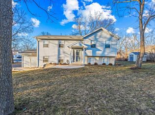 514 Lois St, Village Of Mukwonago, WI 53149