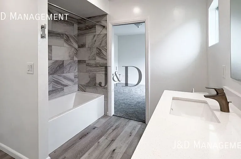 1134-1148 Fresno St — Photo 24