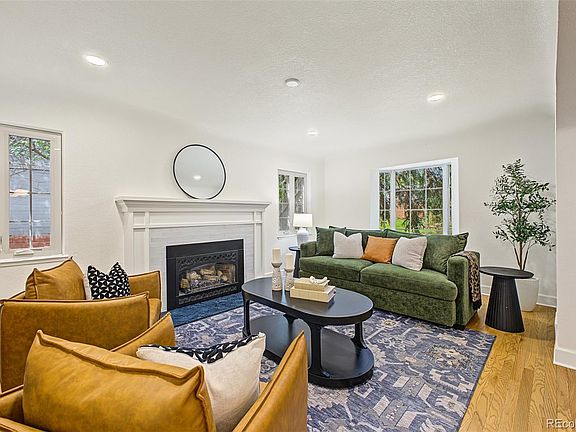 4th image of 1210 Holly Street