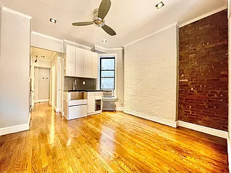 Rented by Century 21 Premier 