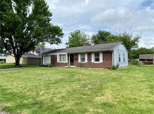 839 School St, Greenfield, IN 46140