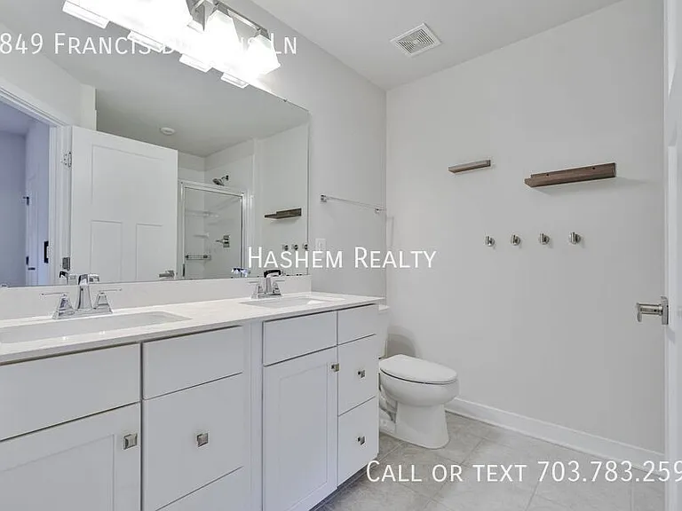 7849 Francis Dickens Ln — Photo 19