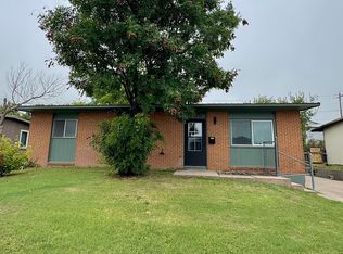 1305 12th Ave, Dodge City, KS 67801