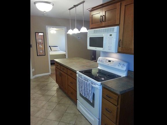 2nd image of 1384 E Wyndham Cir APT 101