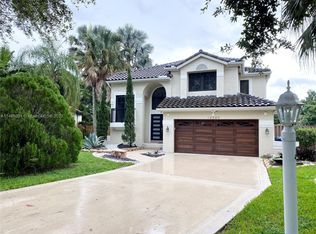 10300 Santiago St, Cooper City, FL 33026