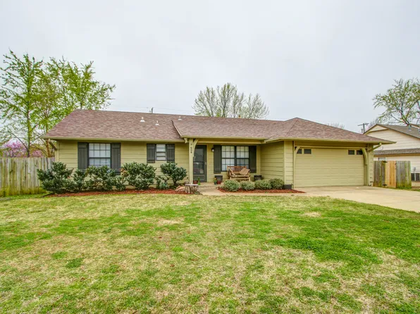 608 W 47th Pl S, Sand Springs, OK 74063