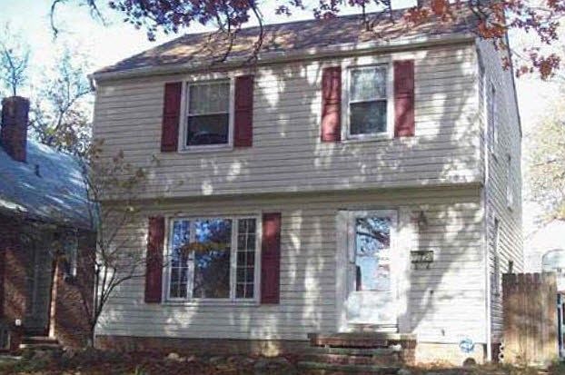 1st image of 13620 Belleshire Ave