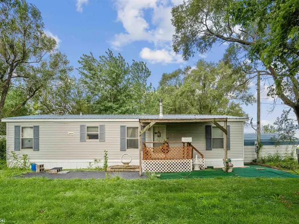 308 W Merry Acres Ln, Mount Pleasant, IA 52641