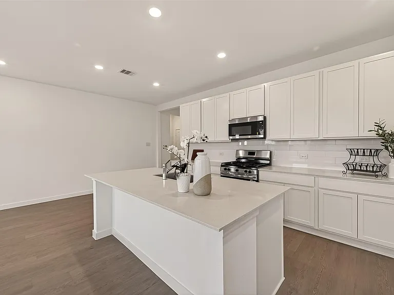 3048 Waterwood Pass Dr — Photo 22