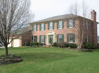 8206 Fox Hunt Ln, Frederick, MD 21702