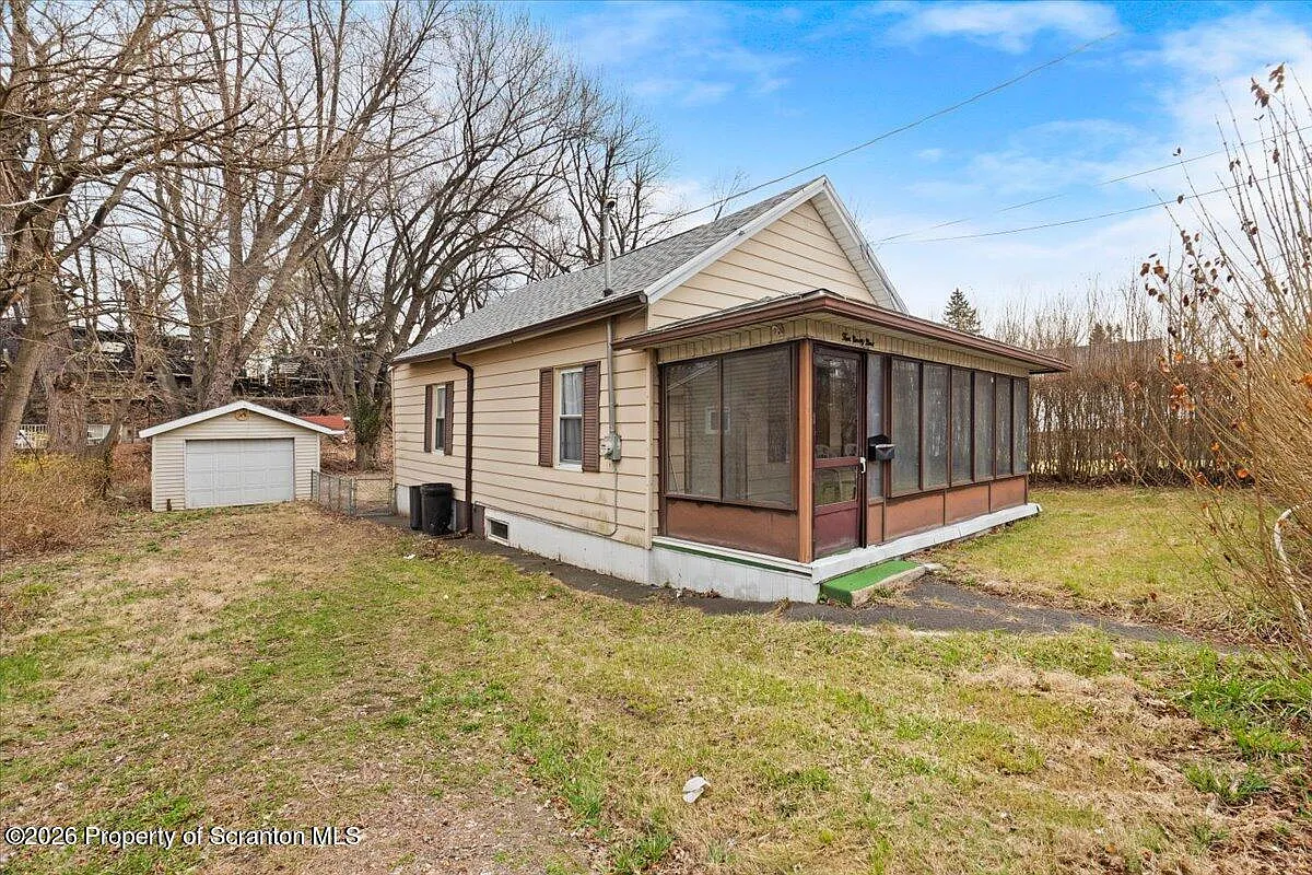 499 Meridian Ave photo 1