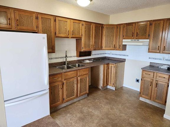 2nd image of 80 Point McKay Cres NW #1806
