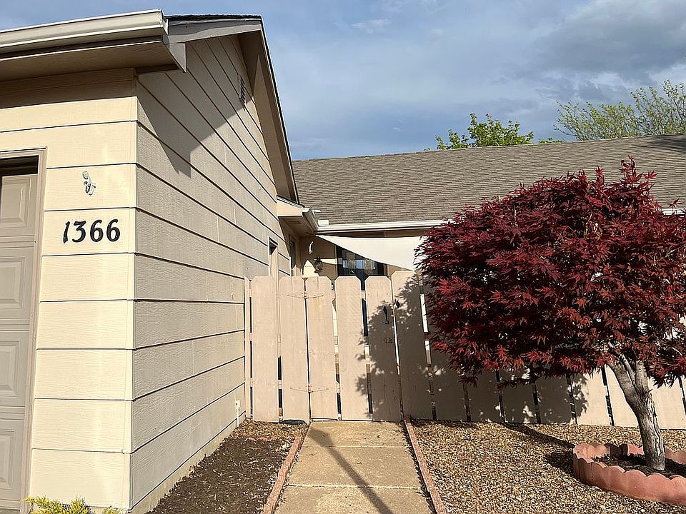 1st image of 1366 Parkwood Dr