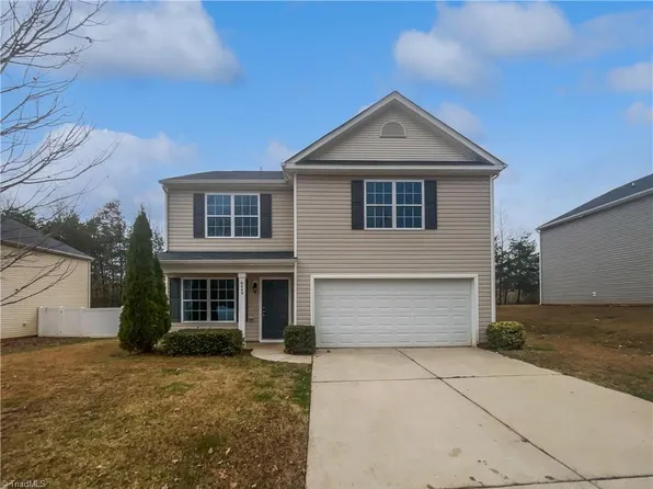 6449 Bentbrush St, Rural Hall, NC 27045