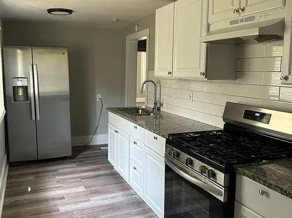 121 S Fuller St, Independence, MO 64050