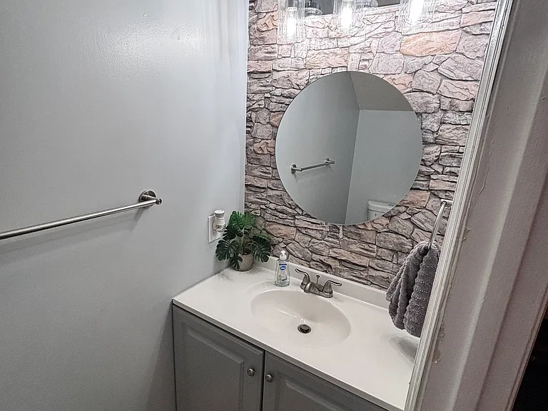 303 Leisure Lake Dr — Photo 8