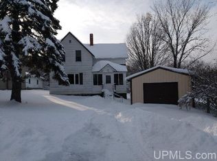 300 Cedar St, Rockland Township, MI 49960