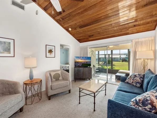 9381 Lennex Ln, Fort Myers, FL 33919