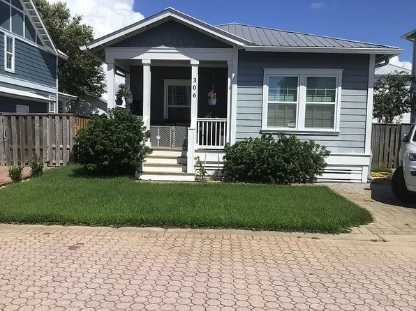 306 Raven Ln, Panama City, FL 32404