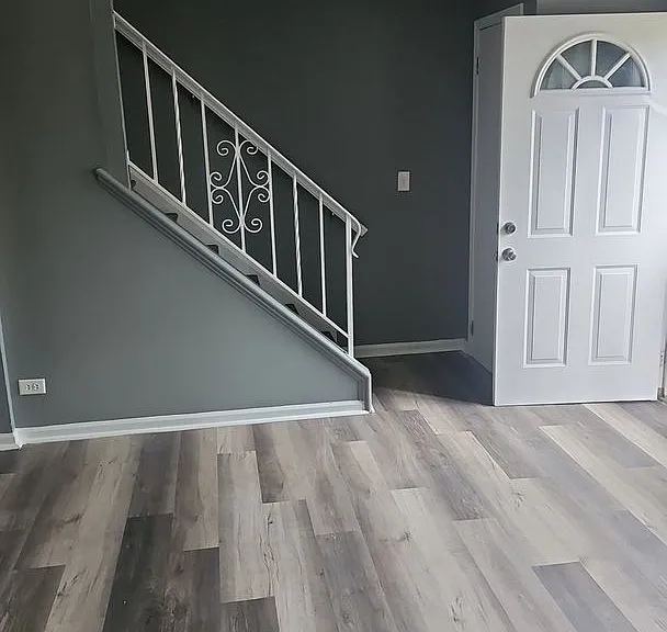 940 Miller Ave — Photo 5