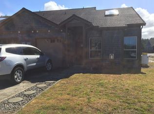 124 28th St NW #1, Long Beach, WA 98631