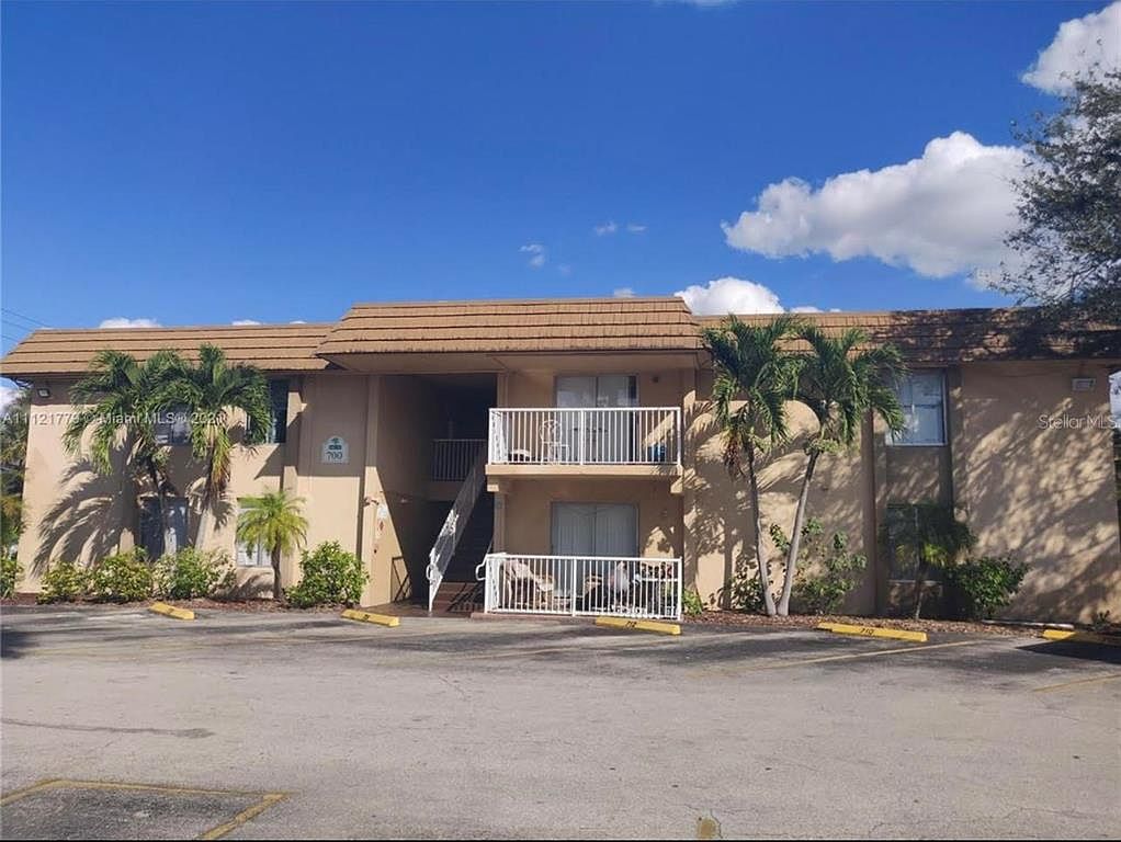 1830 Maravilla Ave APT 805, Fort Myers, FL 33901 Zillow