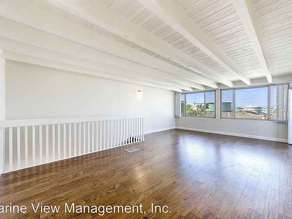 2nd image of 480 Rosecrans Ave APT 3