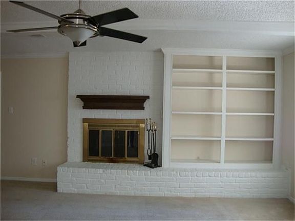 3rd image of 3911 Fernglade Dr