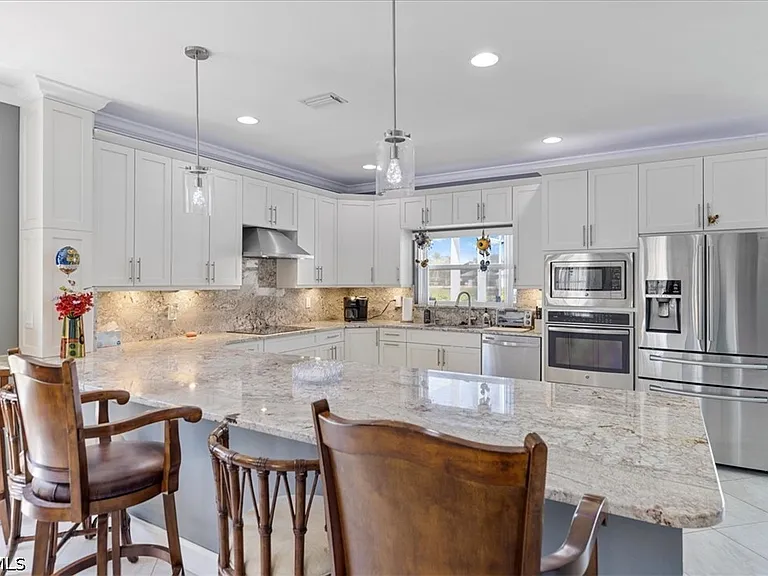 13870 Silver Lake Ct — Photo 26