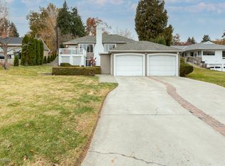420 S 23rd Ave, Yakima, WA 98902
