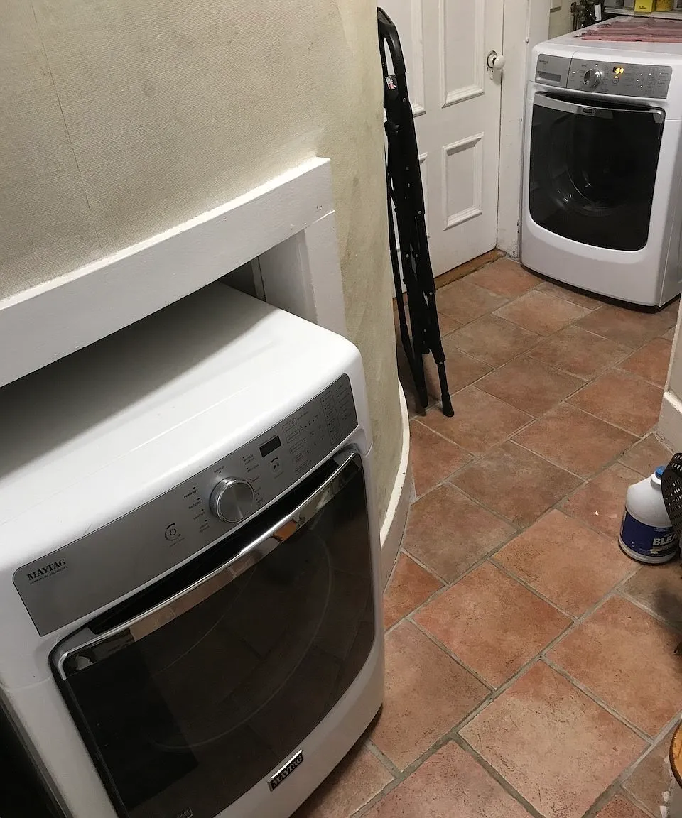 Studio, 150 sqft, $1,700 — Photo 3