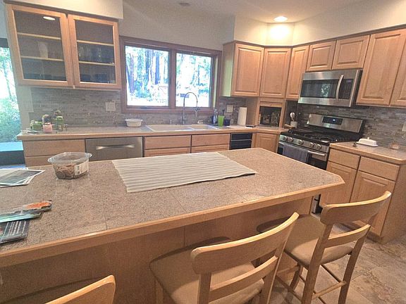 4th image of 145 Little Mountain Ln