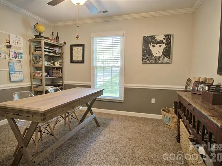 3806 Bridgewood Ln — Photo 16