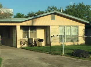230 N Indiana Ave, Mercedes, TX 78570