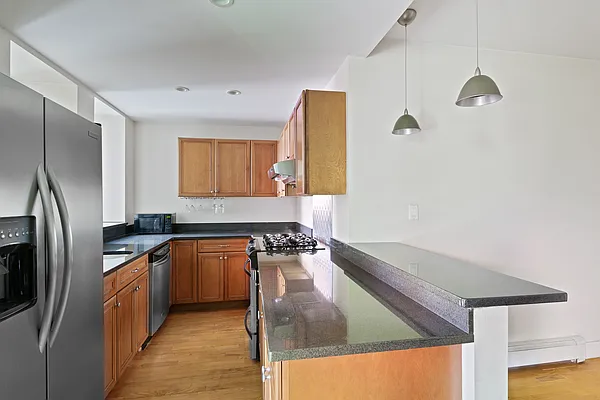 Rented by Corcoran | media 11