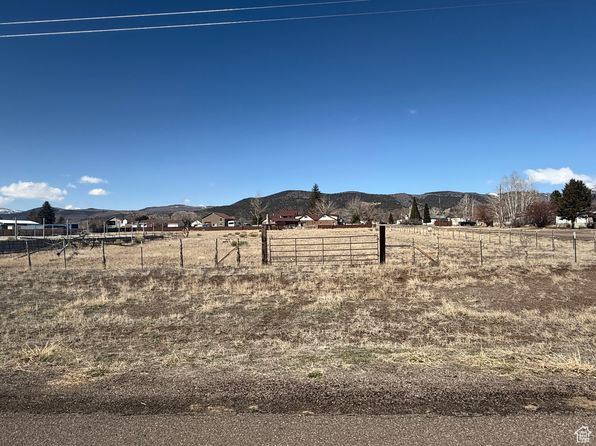 100 S 200 E, Koosharem, UT 84744