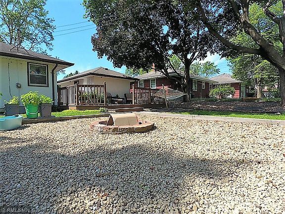 5th image of 1285 Junction Ave
