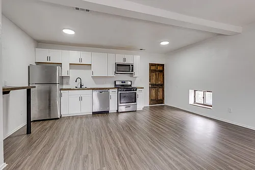 600 E Warrington Ave #2 Photo 1