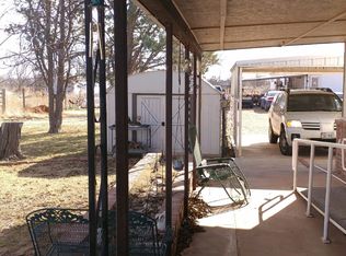 1004 Crow St, Dickens, TX 79229