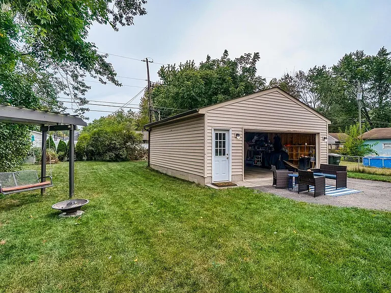 5167 Longview Dr — Photo 10