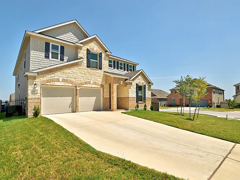 12801 Willowgrove Ln — Photo 2