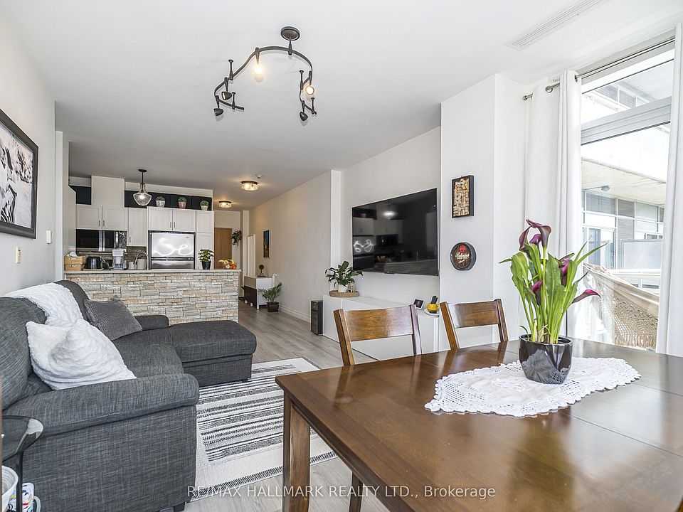 1st image of 44 Bond St W #514