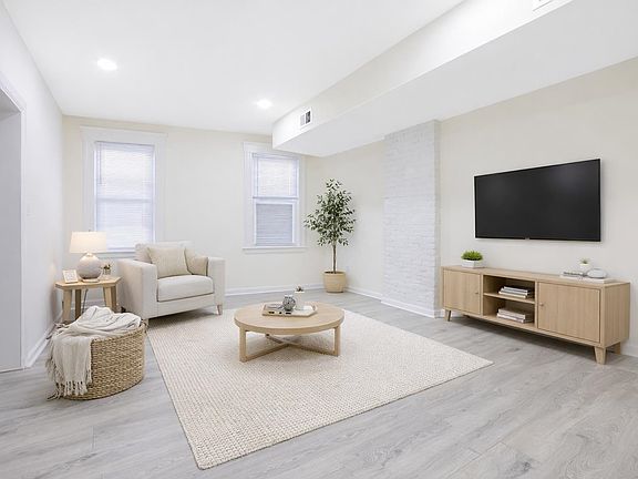 3rd image of 88 Devon St