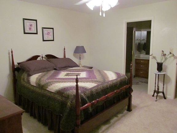 3rd image of 309 Shiloh Dr