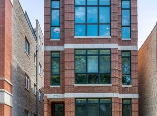 2729 N Kenmore Ave #301, Chicago, IL 60614