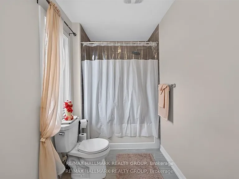 627 Alopex Row — Photo 24