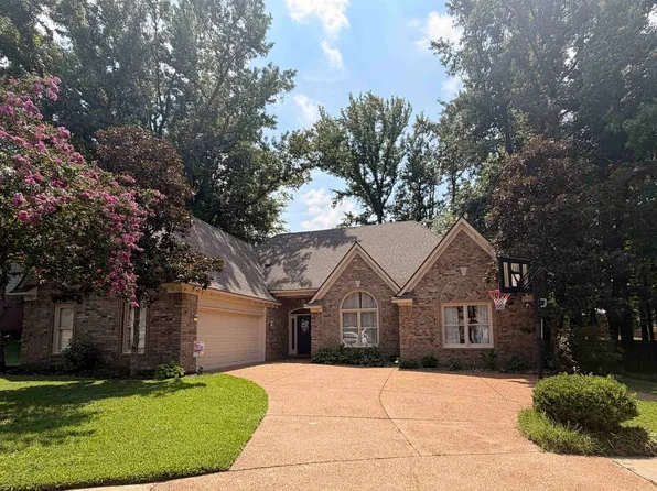 11905 Country Valley Cv, Arlington, TN 38002
