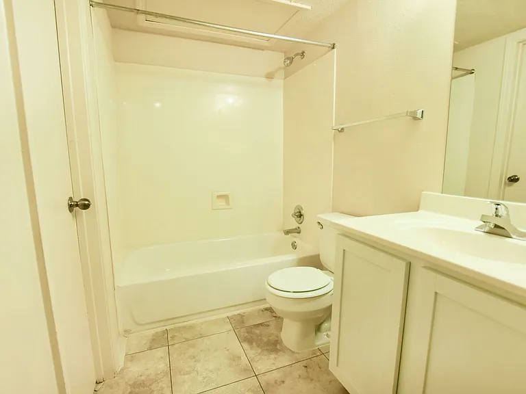 Grand Palms — Photo 37