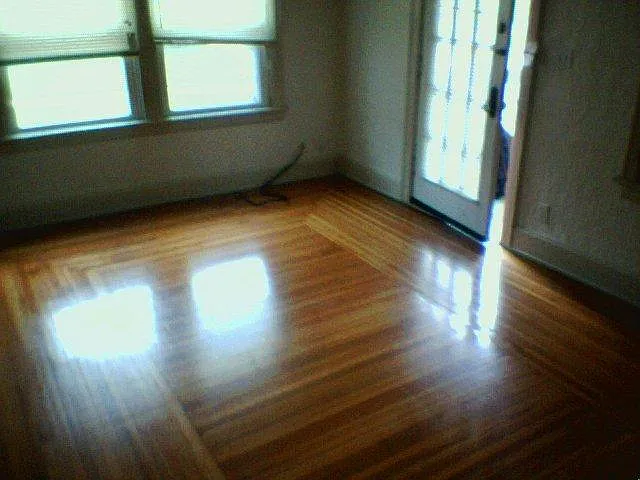 Building Photo - 5618 Bramble Ave #1
